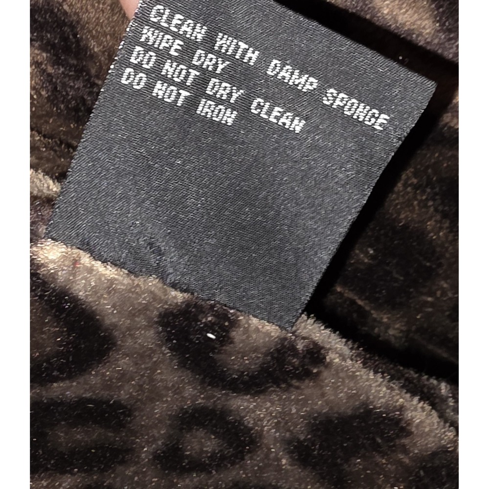 American Bazaar Women's 1X‎ Black w/ Leopard Lining All Weather Winter Rain Coat - Picture 14 of 16